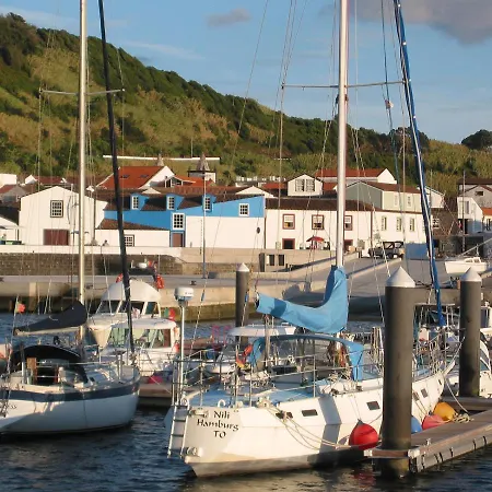 Casa Da Ribeira 4* Lajes do Pico