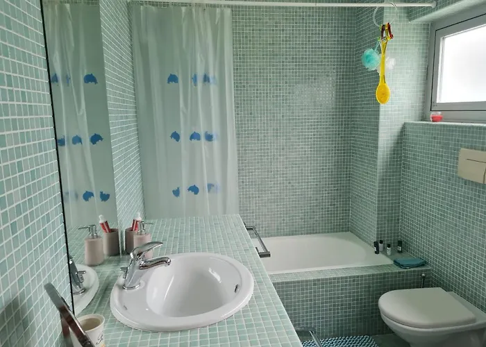 Casa Da Ribeira ベッド・アンド・ブレックファスト 4*