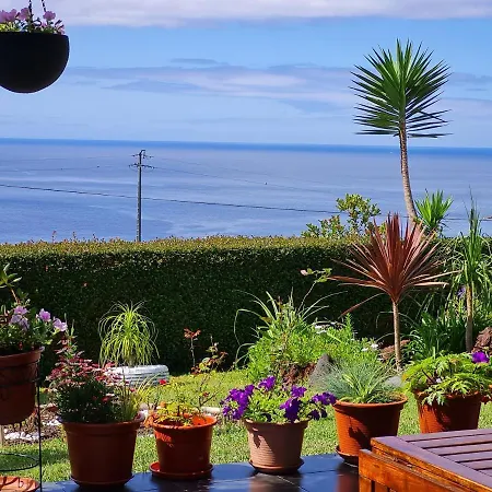 Casa Da Ribeira Bed & Breakfast