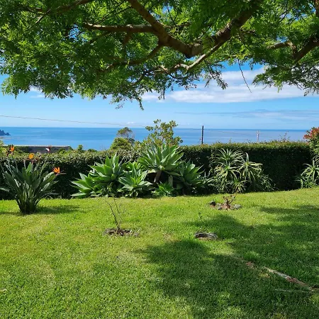 Casa Da Ribeira Lajes do Pico