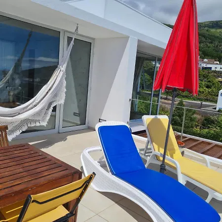 Casa Da Ribeira 4*