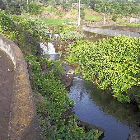 Casa Da Ribeira Bed & Breakfast Lajes do Pico